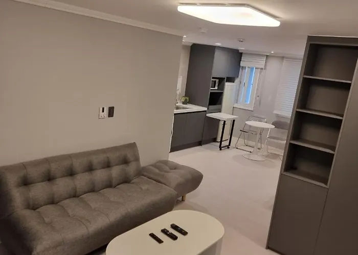 Dado Apartment