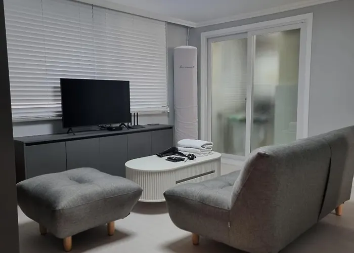 Apartment Dado *