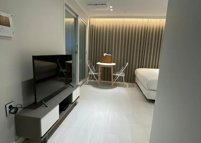 Dado Seoul